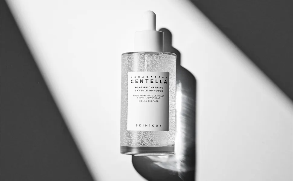 SKIN1004 Madagascar Centella Tone Brightening Capsule Ampoule 3.38 fl.oz(100ml) | Calming Moisturizing Brightening | Sensitive Skin - CAPSULE AMPOULE FLAT LAY