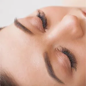MILKLEAR Eyelash Extension Glue for Sensitive Eyes Lash Glue for Eyelash Extensions at Home Low Fume No Irritation Lasting 2-3 Weeks Black Adhesive for Self Application or Professional Use - sensitive eyelash extension glue
