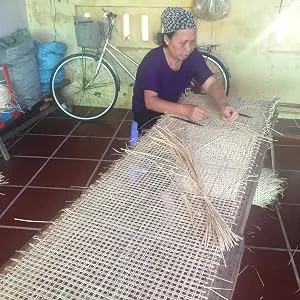 14 Width Cane Webbing 12 Feet  Natural Rattan Webbing for Caning Projects | Rattan Cane Webbing roll | Net Open Weave Wicker Cane Webbing Material for Cabinet  Door (12 FEET) - Cane webbing production