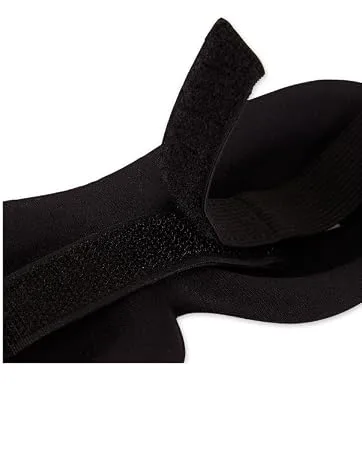 Bucky 40 Blinks No Pressure Solid Eye Mask for Sleep & Travel  Green  One Size - vecro closeup of mask