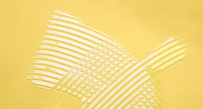 Grande Cosmetics GrandeREVIVE Brightening Eye Cream with Wrinkle Defense - Swatch Image