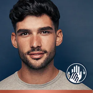 King C. Gillette Moisturizer for Face & Stubble with Vitamin B3 and B5 Complex  Face Moisturizer for Men  100 mL - apply with hands