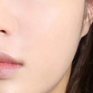 HOLIKA HOLIKA Among Us Petit BB 30ml (Moisturizing) - product information 4