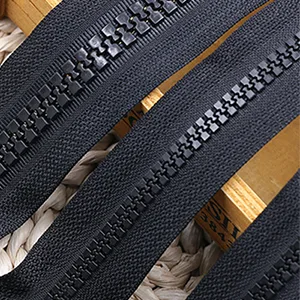 Wavebeexs 28 Inch Jacket Zipper  5 Durable Zipper for Jacket (3 Piece)  Black Plastic Coat Zipper Replacement  Separating Zipper for Coat  Down Jacket  Sweatshirt  Clothes  Parka  and More 28 Inch 3PCS - zipper replacement for jacket