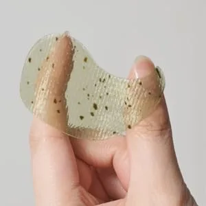 JAYJUN Real Green Tea Hydrogel Eye Patch  1.4g  60 in Jar - Real Green Tea Hydrogel Eye Patch texture