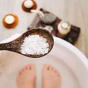 Aromasong Raw Dead Sea Magnesium Flakes for Bath - 4 LB Bulk Bath Salt in Reusable Bucket - Flakes
