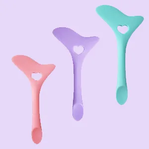 DogieLyn Reusable Eyeliner Stencils Silicone Winged Tip Eyebrow Pencil Smoky Eyeshadow Applicators Plate Cat Shape Guide Template Multifunctional Lazy Quick Makeup Tool Pink - product information 2