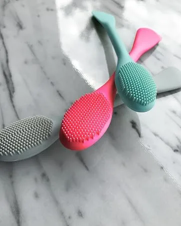 Joiful Cares 3pc Dual End Exfoliating Silicone Face Scrubber  Mask Applicator  Lip Scrub Exfoliator Brush  Easy to Clean Men & Women Face Cleansing Tool - Bristle Close Up
