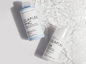 Olaplex No. 4C Bond Maintenance Clarifying Shampoo  250 milliliters - 4C and 8