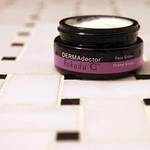 DERMAdoctor Kakadu C Face Crème - 1 oz.  - Kakadu C Face Crème