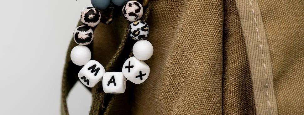 WangLaap 104 Pcs Silicone Letter Beads  12mm Square Letter Beads  Silicone Beads for Keychain Making  Alphabet Silicone Beads for Bracelet Making (104) - silicone letter beads