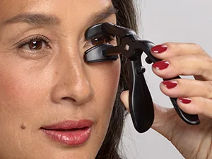 Revlon Comfort and Control Eyelash Curler  Easy to Use with Storage for Refill Pads - lash curler