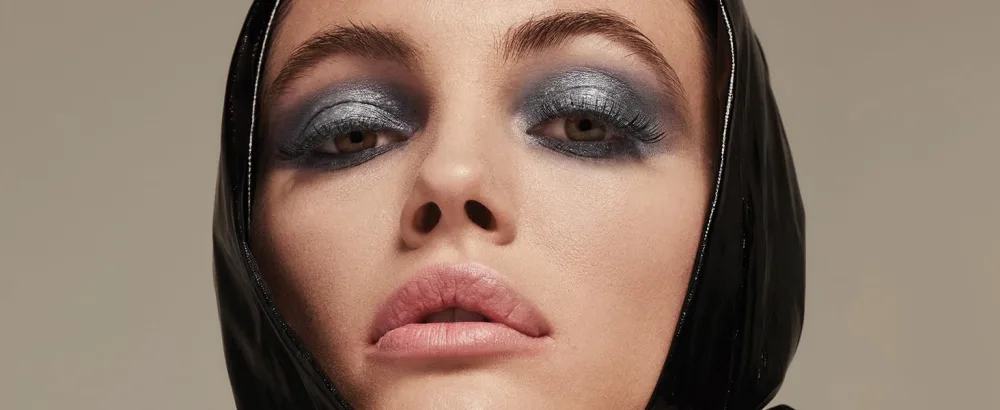 Junhe Chameleon Metallic Liquid Eyeshadow Eye Shadow Long Lasting and Pigmented Sparkling &Shimmer Eyes Makeup One-Swipe Coverage 0.10 Floz (103 EMBER) - Black Liquid Eyeshadow