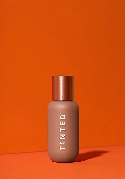 Live Tinted Huelip Liquid Lip Cr me: Hydrating Liquid Lip Color with a Soft-Matte Finish  0.09 fl oz / 2.8 mL Persistent - Hueglow