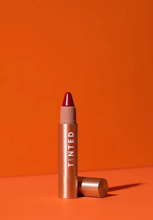 Live Tinted Huelip Liquid Lip Cr me: Hydrating Liquid Lip Color with a Soft-Matte Finish  0.09 fl oz / 2.8 mL Persistent - Huestick