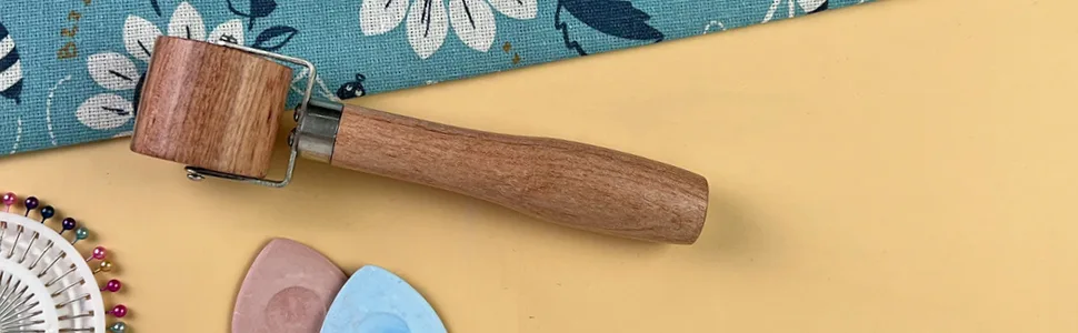 SAVINA Quilting Seam Roller  Wooden Pressing Roller  Easy to Grip Handle Tools for Quilting  Sewing  Wallpaper  Home Decoration. - seam roller