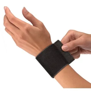 Mueller Wrist Support W/Loop (961) Black 1 Count (Pack of 1) - product information 8