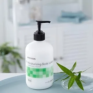 McKesson Moisturizing Body Lotion  Cucumber Melon Scent  1 gal  1 Count 128 Fl Oz (Pack of 1) - mckesson