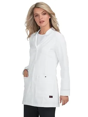KOI Betsey Johnson 3-Pocket 32 Margiold Lab Coat Medium White - model wearing koi b400 lab coat