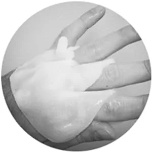 EverOne Industrial & Welding Burn Kit - hand