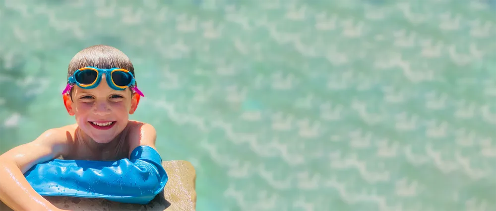 DRYPRO Waterproof Arm Cast Cover - Sized for both Kids and Adults - Ideal for the Bath Shower or Swimming - Small Full Arm (FA-14) Small (Pack of 1) - Kid in Pool