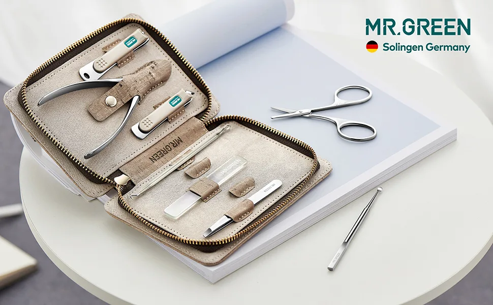 Manicure Set Pedicure Sets Nail Clipper Stainless Steel Professional Nail Cutter with Travel Case 8 Count - Manicure Set