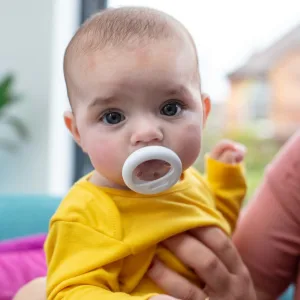 Tommee Tippee Breast-Like Pacifier Soother 0-6 Months White & Ice Blue 2 Pack - image