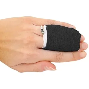 Ever Ready First Aid Self Adherent Cohesive Bandages 4 x 5 Yards - 12 Count Black - hand image