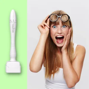 beautimate Adjustable microneedling Derma Stamp - Professional - beautimate adjustable derma stamp next to a smiling woman