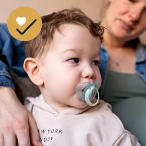 Tommee Tippee Night Time Glow in The Dark Pacifiers Symmetrical Design BPA-Free Silicone Nipple Includes Sterilizer Box 0-6m 2 Count 0-6 Months - image
