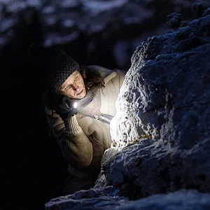 Blukar Flashlight Rechargeable High Lumens Tactical Flashlight Super Bright Small LED Flash Light-Zoomable Adjustable Brightness Long Lasting for Camping Outdoors Christmas Gifts Men & Women Black 1 pack-Black - product information 3