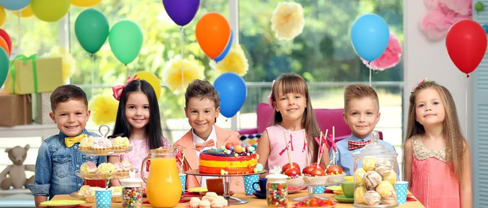 Black Straws 100 Pcs Long Disposable Plastic Drinking Straws. (0.23''diameter and 10.2"long)-Black - straws