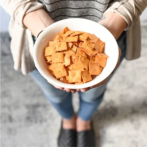 Real Food From the Ground Up Cauliflower and Butternut Squash Crackers - 6 Pack (Sea Salt Butternut Squash) - cauliflower crackers