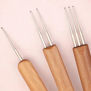 Dreadlock Crochet Needle 6 Crochet Hooks for Hair 2 Interlocking Tool for Locs Crochet Needle for Dreadlocks Hair Crochet Hook with Case 6 Hooks - crochet needle