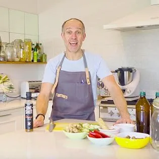 Steeps One Shot | 750ml | Original Flavour Organic Fire Cider | Apple Cider Vinegar with Turmeric & Ginger | 75 Health Drink Shots  - Jamie Steeps one shot
