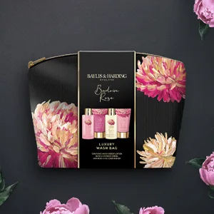 Baylis & Harding Boudoire Rose Luxury Wash Bag Gift Set (Pack of 1) - Vegan Friendly Rose Wash Bag - Lifestyle Image