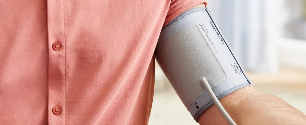 OMRON X2 Basic Automatic Upper Arm Blood Pressure Monitor for Home Use Clinically Validated| Irregular Heartbeat Detection |Cuff Wrapping Guide - Accurate Results & Memory - OMRON X2 Basic - designed for regular and reliable use