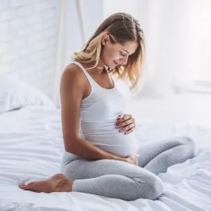 Absolute Aromas Expecting Epsom Salt 575g - Magnesium Sulphate Infused with 100% Pure Neroli Petitgrain and Tangerine Essential Oils Expecting 575g - Pregnant lady