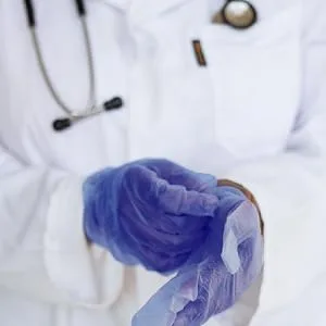 Meditrade BlueGen Blue Vinyl Examinaiton Gloves Small N/S P/F x100 Blue S Vinyl BlueGen PF - Meditrade