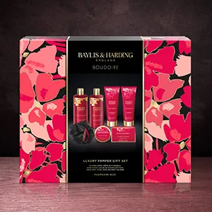 Baylis & Harding Boudiore Cherry Blossom Luxury Keepsake Bathing Treat Box Gift Set (Pack of 1) - Vegan Friendly - Lifestyle Image