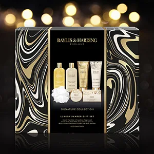 Baylis & Harding Sweet Mandarin & Grapefruit Ultimate Bathing Large Gift Set (Pack of 1) - Vegan Friendly Ultimate Bathing Gift Set - Lifestyle Image