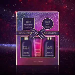 Baylis & Harding Midnight Fig & Pomegranate Perfect Pamper Gift Set (Pack of 1) - Vegan Friendly - Lifestyle Image