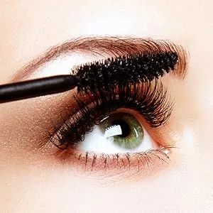 Heated Eyelash Curler Two-Speed Temperature Control Long-Lasting Heated Eyelash Curler for Thick and Sparse Lashes 24 Hour Long-Lasting Curl - heated eyelash curler