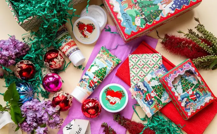 Cath Kidston Christmas Legends-Pamper Hamper - Hand Cream Body Lotion Hand Scrub Hand Balm & Bath Salts Sachets - Cath Kidston Christmas Legends