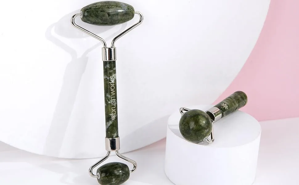 Brushworks Jade Roller & Globe Set Pink One Size - Close up HD Jade Roller