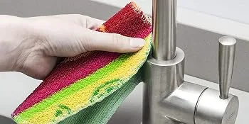 Kilo Scrubby Plus-Non-Scratch Scourer with Delicate Cleaning Cloth Side Multi-Purpose-Set of 4 Colour One Size 17x14cm 17x14cm Set of 4 - Kilo scrubby plus