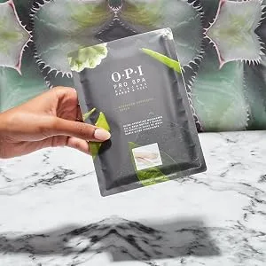 OPI ProSpa Exfoliating Sugar Scrub 136 g (Pack of 1) - pro spa