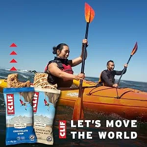 CLIF Bar ENERGY BAR | Nutritional Bar | Source of Plant Based Protein | Vitamins B12 and B6 |Crunchy Peanut Butter | 12 bars x 68g - Clif Bars