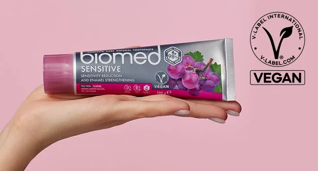 Biomed Sensitive 98% Natural Toothpaste | Sensitivity & Enamel Strengthening | Red Grape Seed Extract Vegan SLES Free 100g Sensitive 100 g (Pack of 1) - Biomed Sensitive