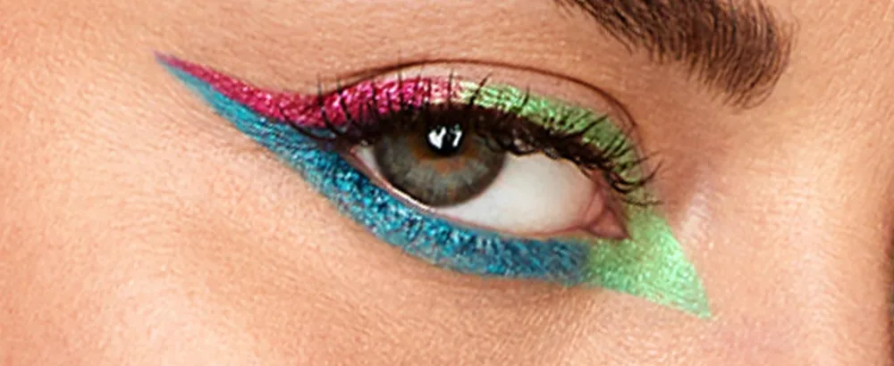 Urban Decay 24/7 Glide-On Eye Pencil Eyeliner with Waterproof Colours Vegan Formula* Shade: Viper 1.2g - product information 7
